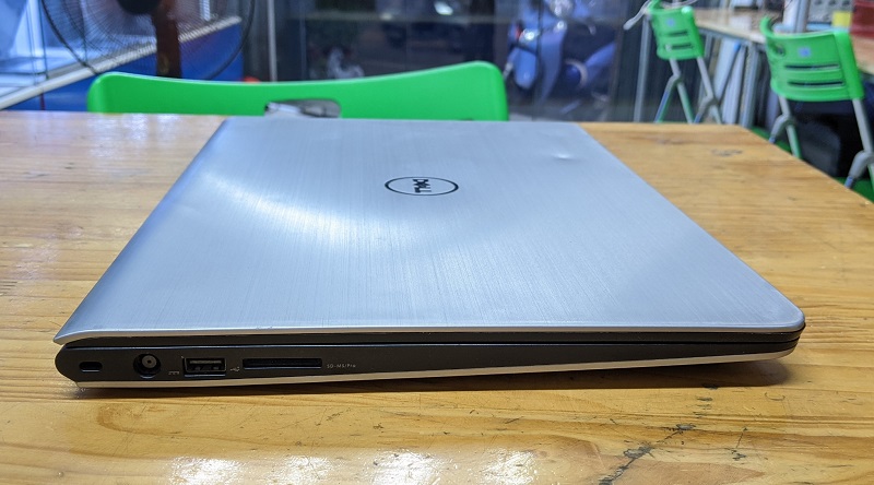 Laptop Dell Inspiron 5547